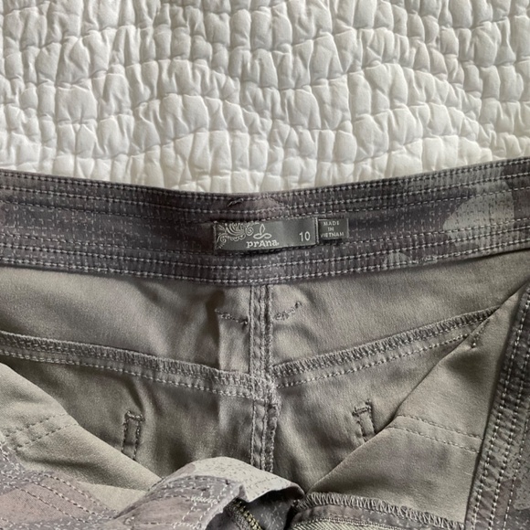 Prana Olivia Shorts - Picture 3 of 4